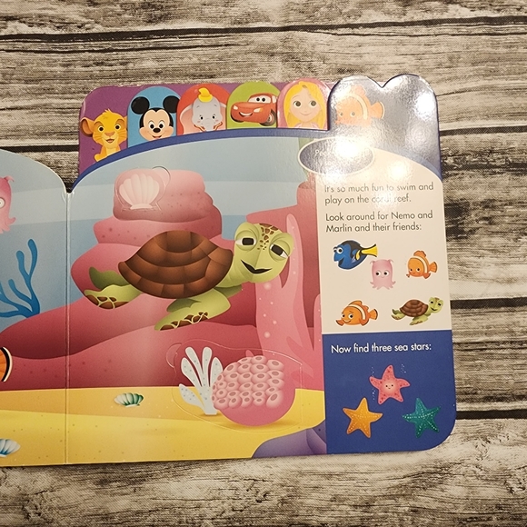 Disney Baby Lift a Flap Peek a Boo book - Picture 3 of 8